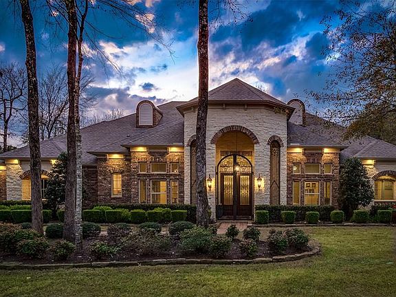 5th image of 808 Eagle Pointe Dr