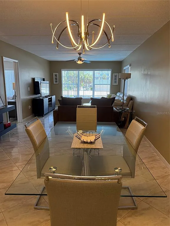 2 bed, 2.0 bath, 1062 sqft, $2,500 — Photo 4