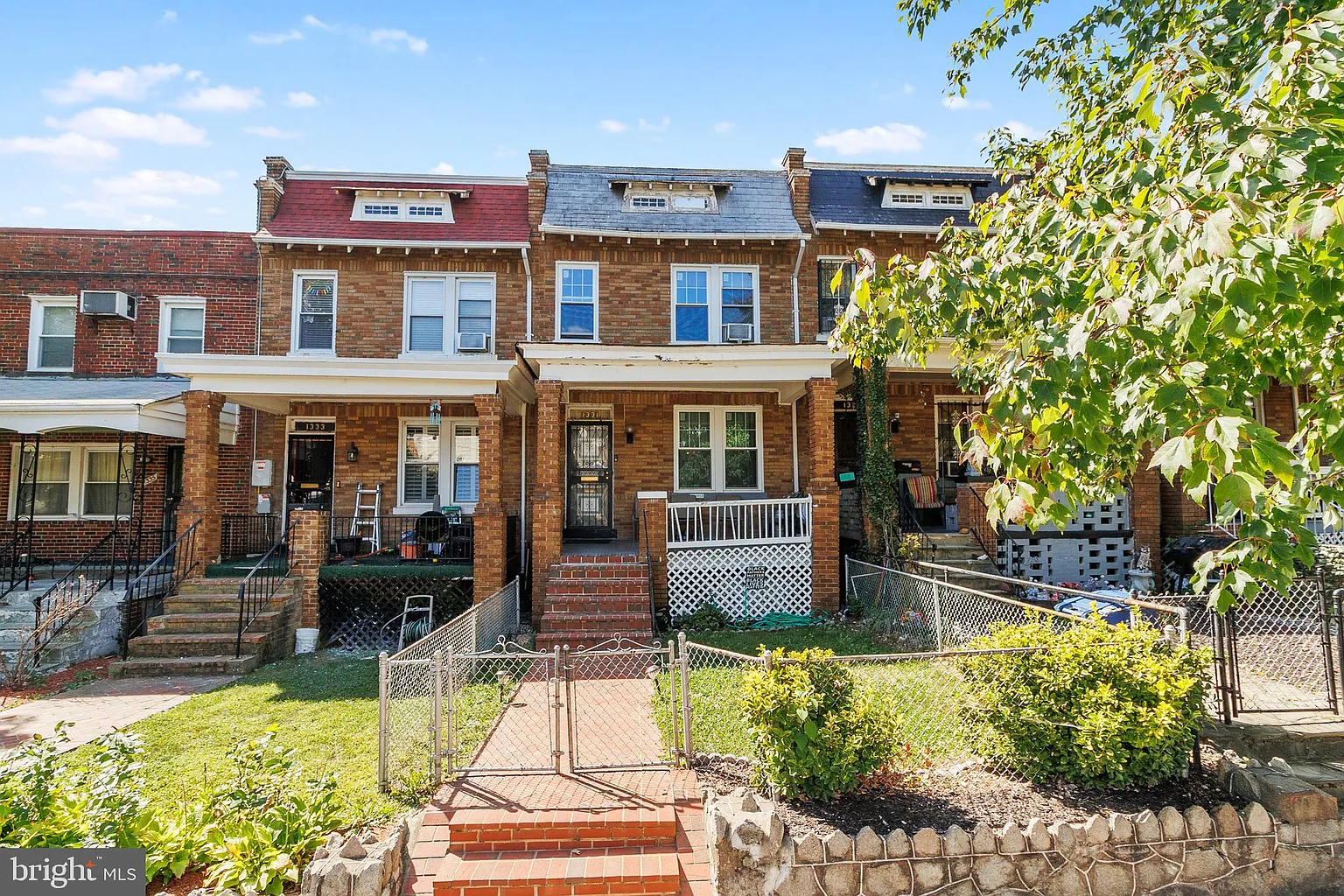 1331 Queen St NE photo 1