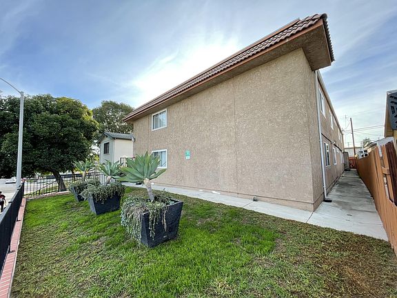 2nd image of 4216 50th St #12