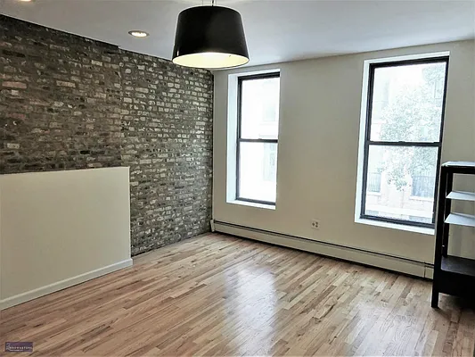 Rented by Brownstone Real Estate | media 6