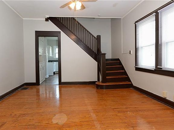 4th image of 820 Fairfield Ave