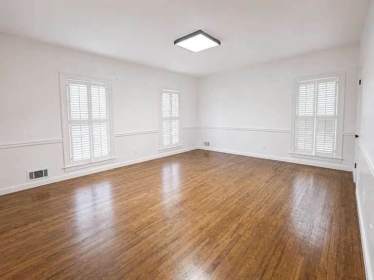 545 Coldstream Ct — Photo 11