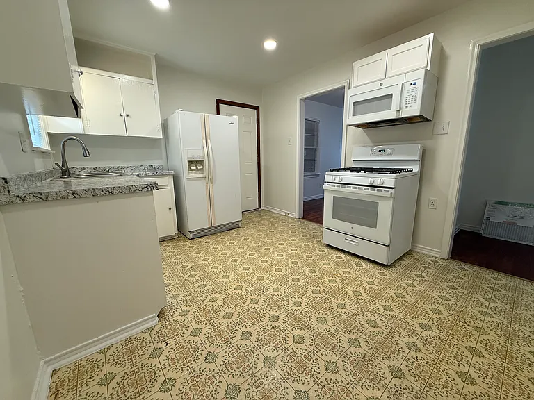 3205 Elva Ave — Photo 9
