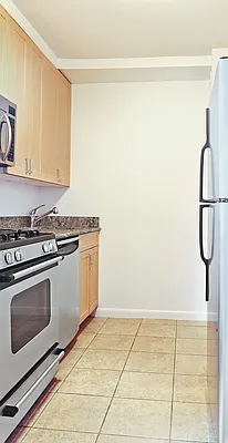 Rented by Stonehenge NYC LLC | media 15