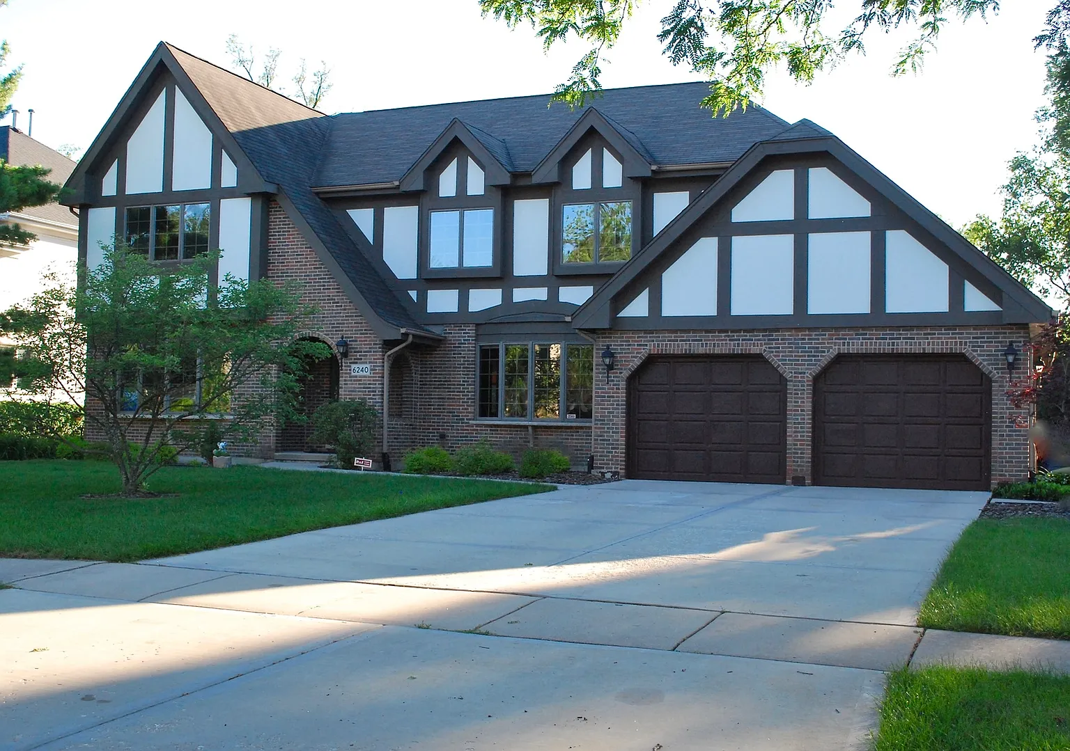 6240 Squire Ln photo 1