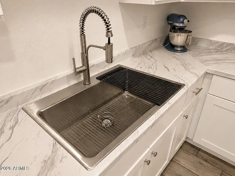 623 S Olive #1 — Photo 5