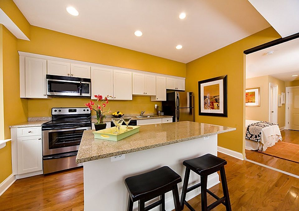1st image of 125-27 N 4th St #403