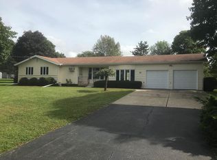 70 Olcott Rd N, Big Flats, NY 14814