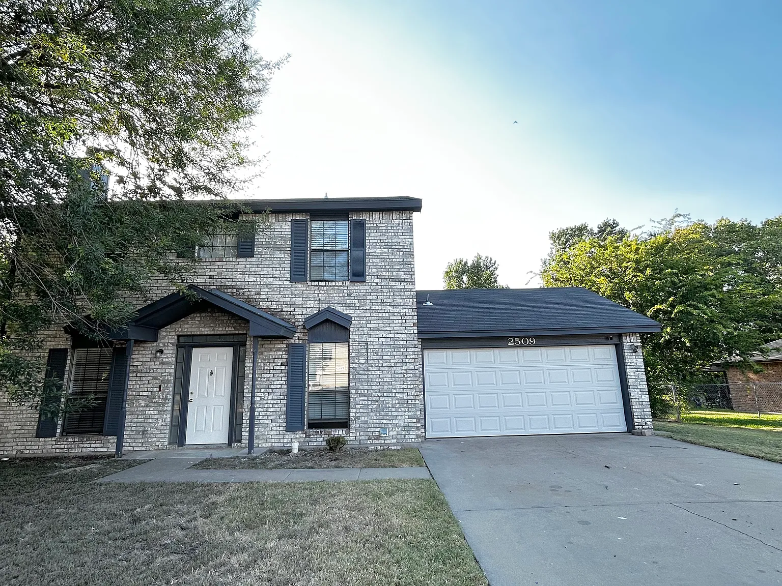 3 bed, 2.5 bath, 1364 sqft, $1,950 — Photo 1