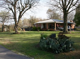 401 NW 7th St, Walnut Ridge, AR 72476