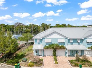 104 Parrotfish Ln APT 101, Merritt Island, FL 32953