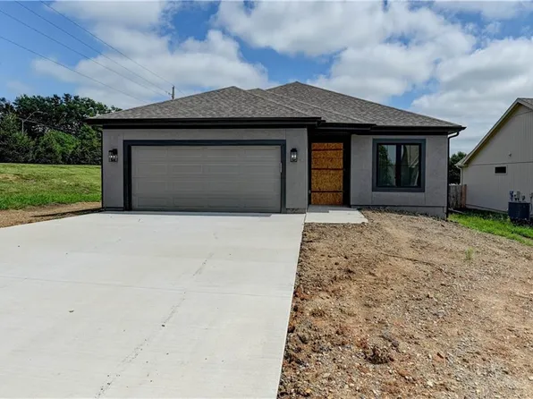 12705 Woodland Ave, Kansas City, MO 64145