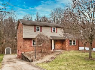 114 S Jamestown Rd, Coraopolis, PA 15108