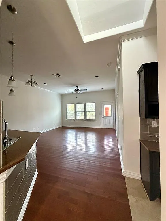 2 bed, 2.0 bath, 1000 sqft, $1,550 — Photo 3