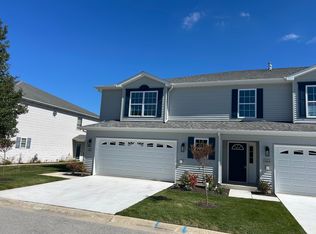 9561 Luebcke Ln, Crown Point, IN 46307