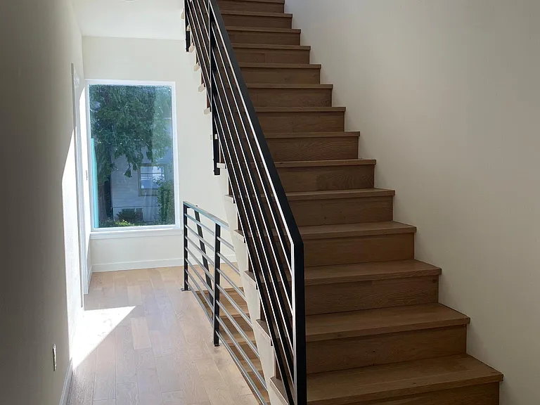 5240 Brooklyn Ave NE #C — Photo 14