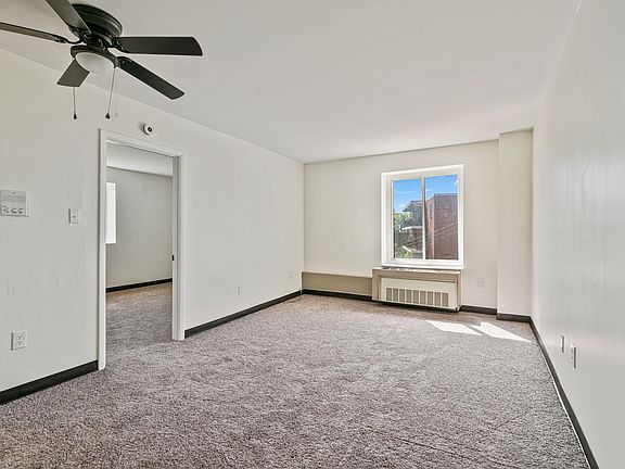 3rd image of 2500 Brownsville Rd APT 207
