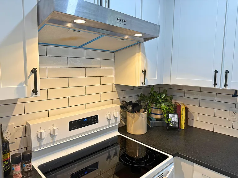 11 Brooks Ave — Photo 16
