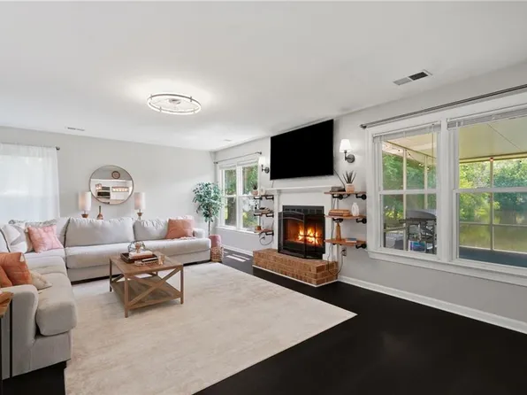 705 Turnbuckle Ct, Chesapeake, VA 23322