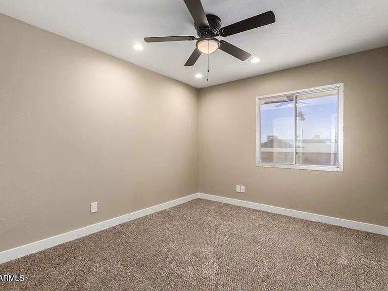 1628 E Hermosa Dr — Photo 11
