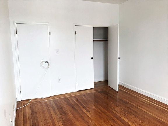 3rd image of 865 Walton Ave APT 6J