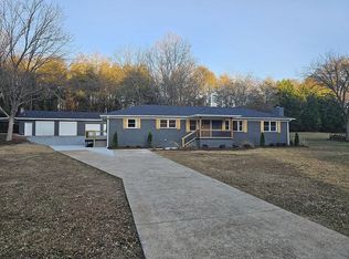 316 Robinson Bridge Rd, Central, SC 29630