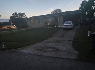 5755 Hemlock St, Lula, GA 30554