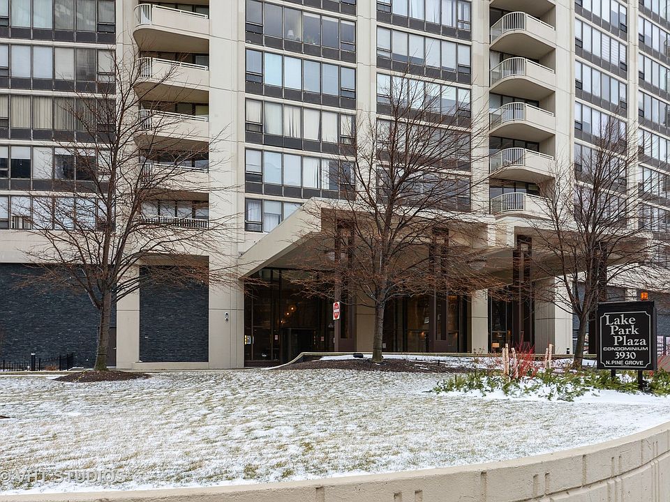 1st image of 3930 N Pine Grove Ave APT 2810