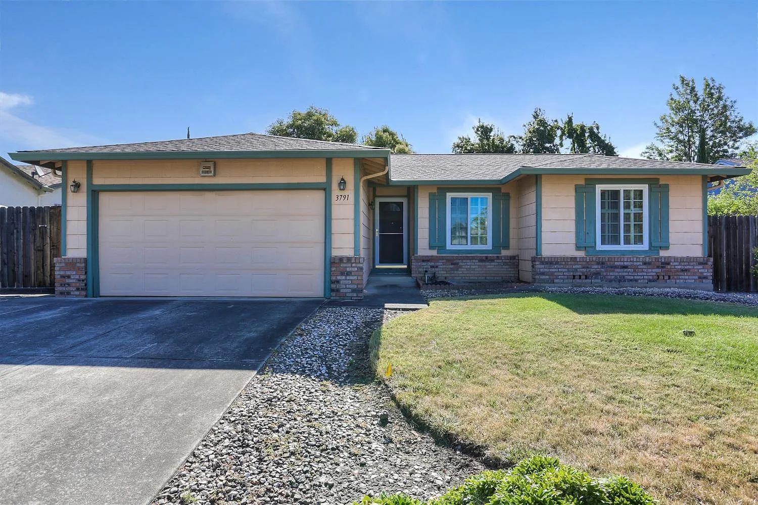 3791 Robinridge Way photo 1