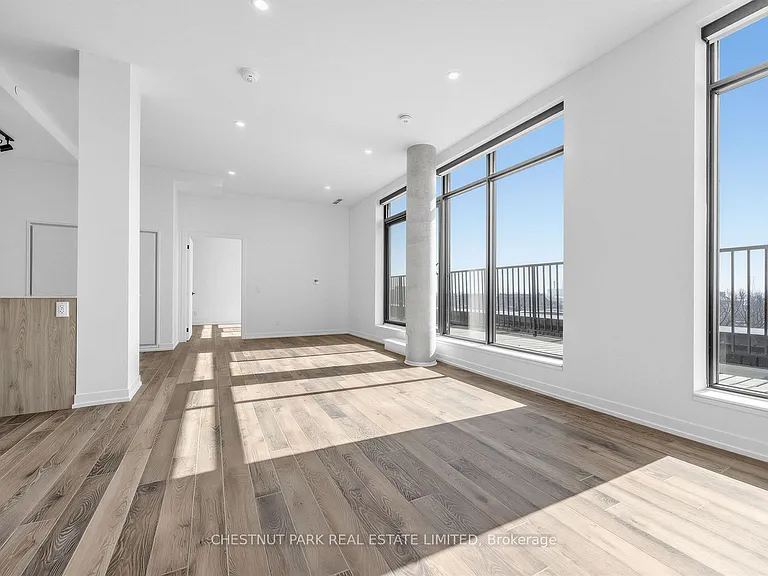 759 Queen St E #Penthouse 1 — Photo 16