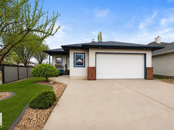 1 Birchwood Close, Leduc, AB T9E 8B5