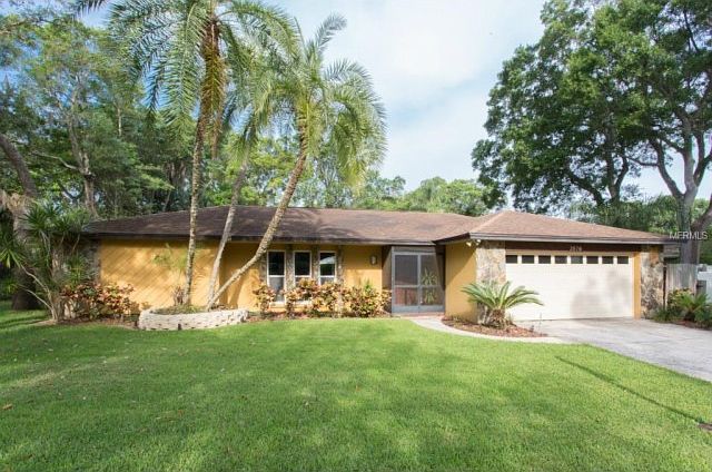 1st image of 2076 Ashbury Dr