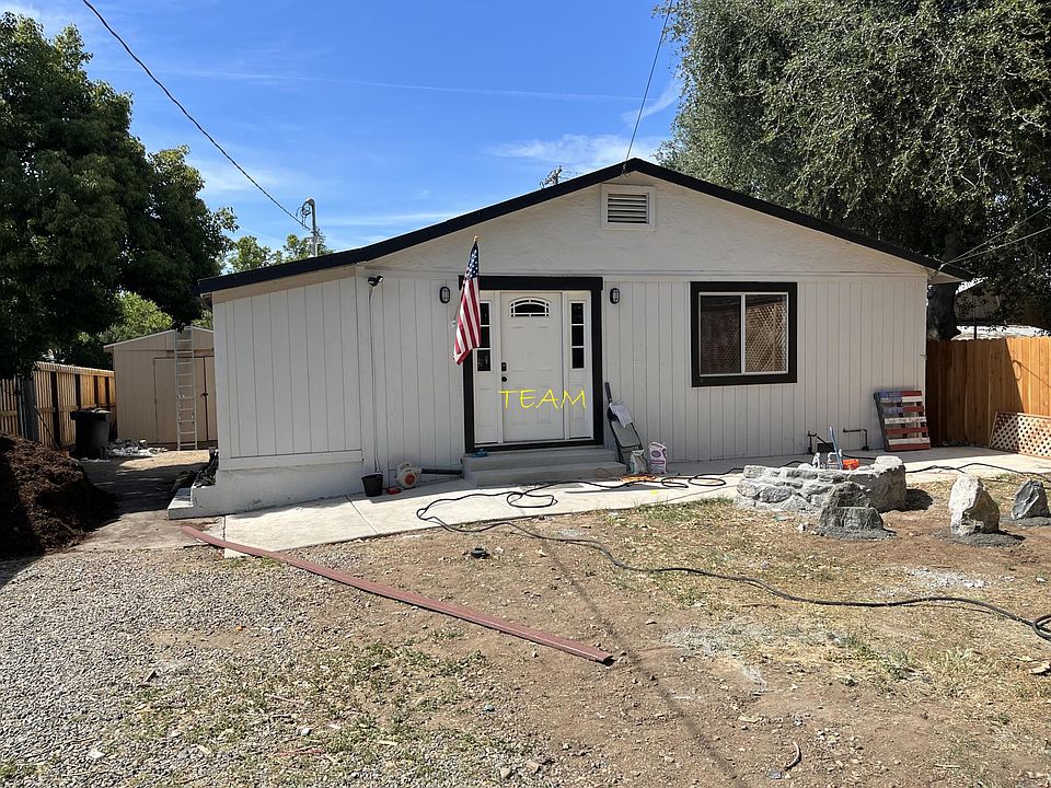 1st image of 831 Shearer St