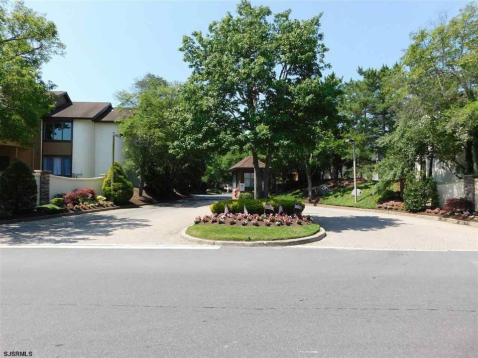 1st image of 7 Dolphin Ct