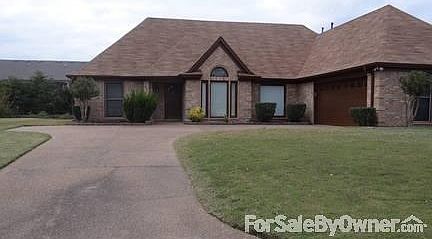 Great Curb Appeal!!!
						:
						Wouldn't you love to drive home to this everyday?
