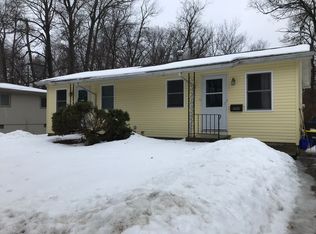 1425 Prairie Du Chien Rd, Iowa City, IA 52245