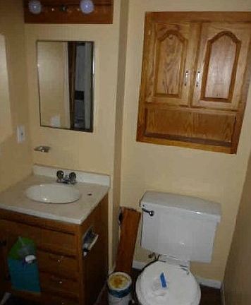 2nd image of 6052 Thomas Ave S