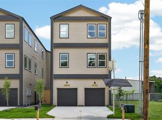 4824 Creekmont Dr #A-B, Houston, TX 77091