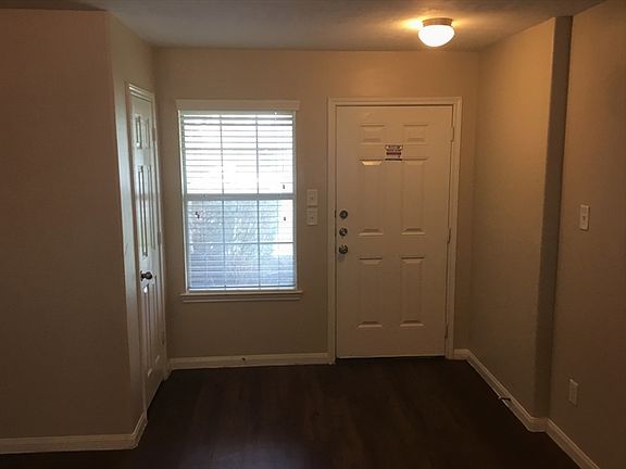 2nd image of 22366 Queenbury Hills Dr