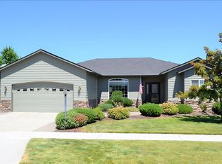2244 SE Wind Rider Ln, Bend, OR 97702