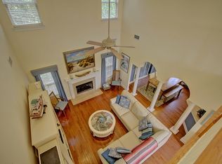 1552 Ocean Neighbors Blvd, Charleston, SC 29412
