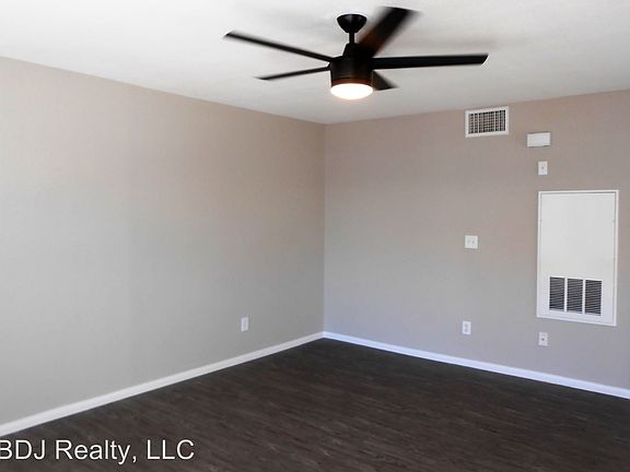 4th image of 651 Anne Ln