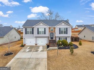606 River Mist Cir, Jefferson, GA 30549
