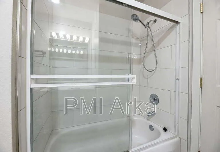 15340 Macadam Rd S #B206 — Photo 15