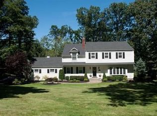 94 Penwood Rd, Basking Ridge, NJ 07920