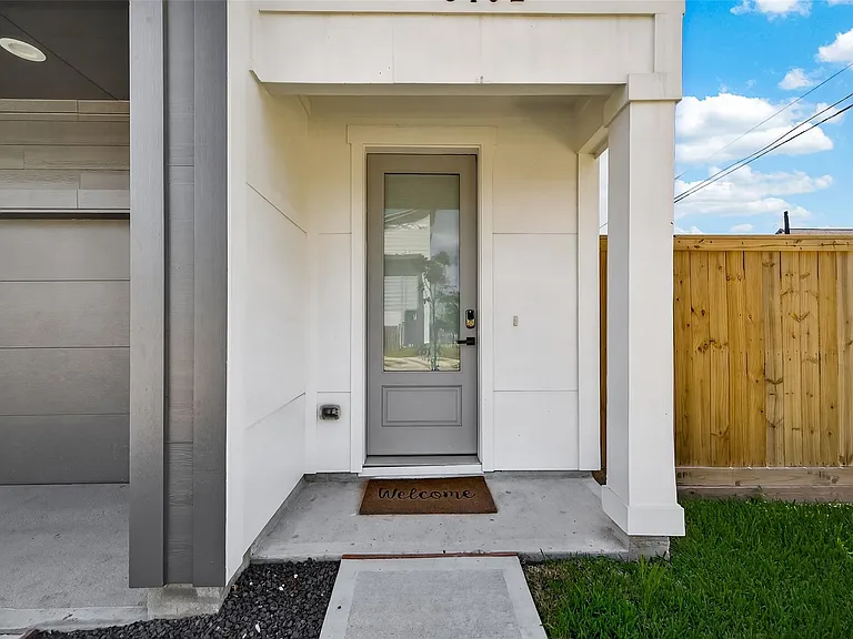 3402 Luca St — Photo 3