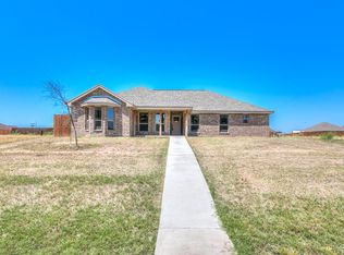 1929 S Concho Dr, San Angelo, TX 76904