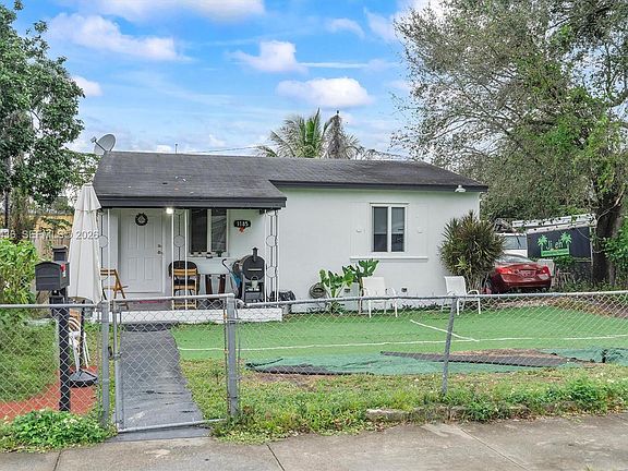 2nd image of 1185 NW 118th St