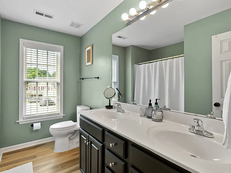 216 Echo Hills Ct — Photo 21